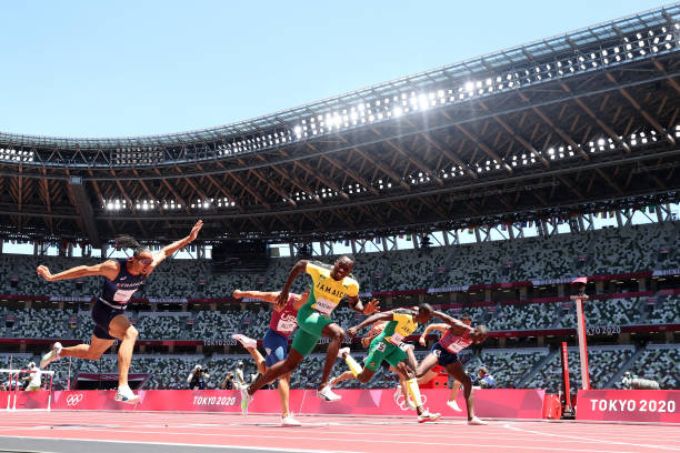 2001年：中國(guó)成功申辦奧運(yùn)會(huì)的里程碑年份