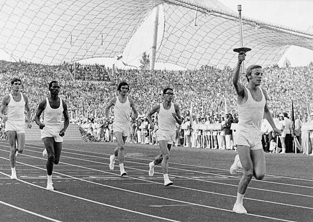 奧運會男單乒乓球比賽的晉級與淘汰規(guī)則