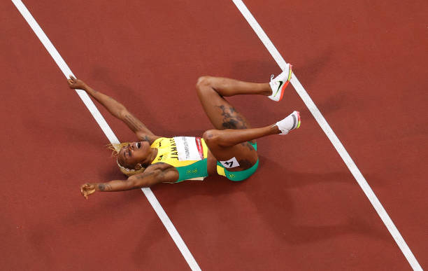 郭晶晶生育歷程回顧：從奧運(yùn)冠軍到三孩媽媽