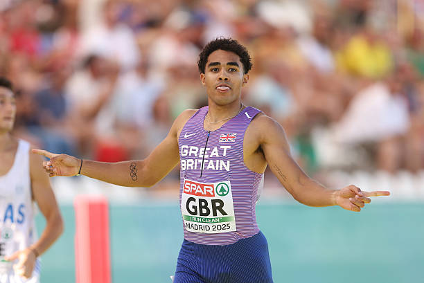 探索曹靜珍的職業(yè)生涯：陳若琳的隊(duì)友與競爭對手