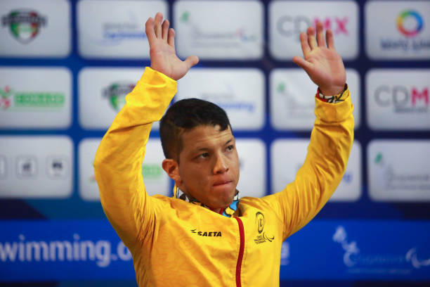 東京奧運(yùn)花樣游泳集體自由自選：中國隊(duì)以精湛技藝奪得冠軍