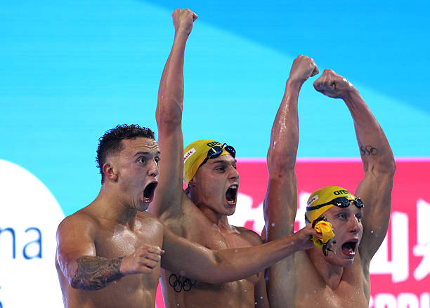 游泳及格線是否合理？專家解讀中考體育評分標(biāo)準(zhǔn)