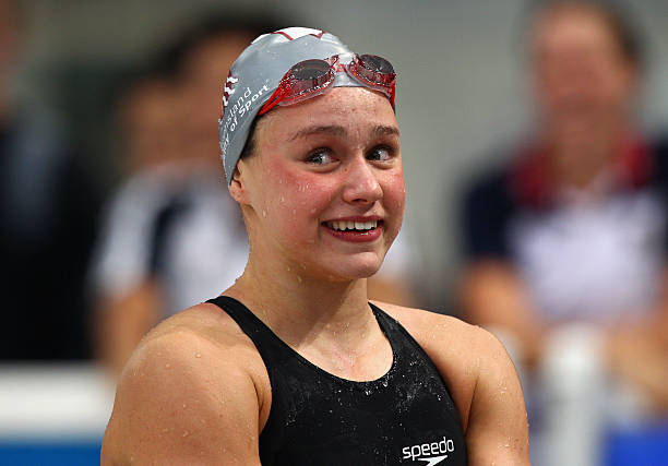 突破極限：青少年100米自由泳新紀錄誕生