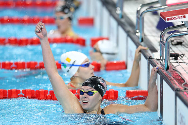 游泳對腰椎健康的影響：女性如何通過運動緩解疼痛？