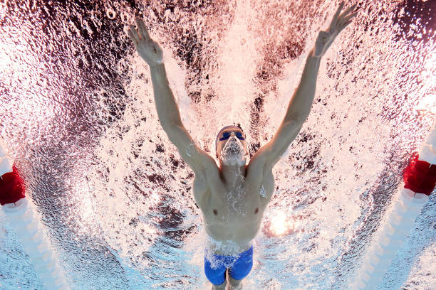 關(guān)于艾滋病傳播的常見誤解，泳池游泳是否危險？