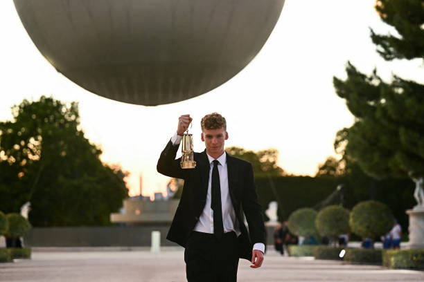 自由泳口訣詳解：輕松學(xué)會(huì)高效游泳動(dòng)作