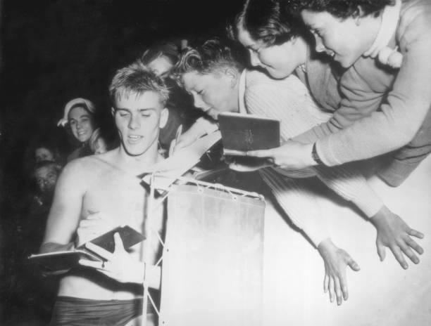 自由泳動(dòng)作配合技巧：呼吸與動(dòng)作的完美結(jié)合