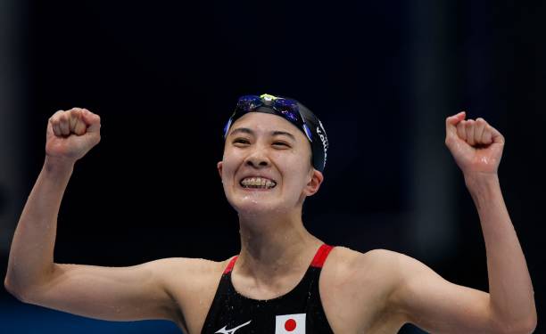 二級(jí)游泳運(yùn)動(dòng)員考試:年齡與成績(jī)的關(guān)系