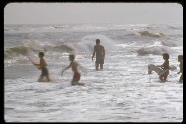 游泳教練兼職收入如何？周末私教課能賺多少？