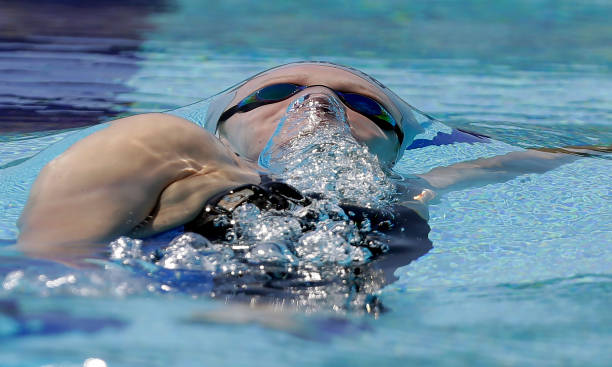 中國游泳訓練體系的建立與完善