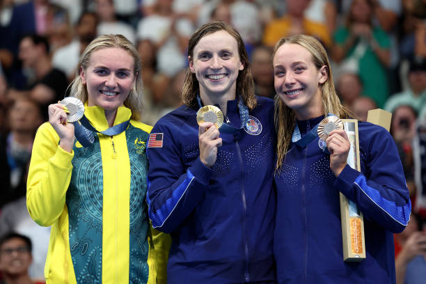 游泳2000米52分鐘：訓練前后的營養(yǎng)與恢復建議