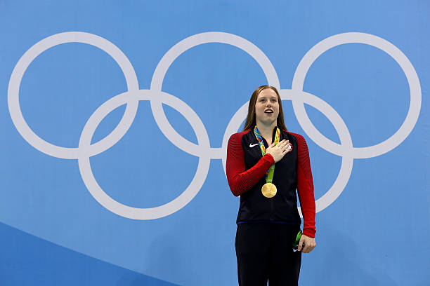 如何正確認(rèn)識艾滋病的傳播途徑？游泳是否包含在內(nèi)？