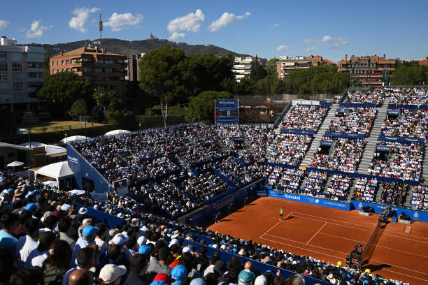 辛納網(wǎng)球拍磅數(shù)對(duì)擊球表現(xiàn)的影響分析