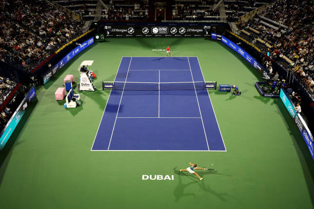 網(wǎng)球免費(fèi)直播回放視頻在線觀看劇情解析：一場(chǎng)關(guān)于青春與夢(mèng)想的網(wǎng)球之旅