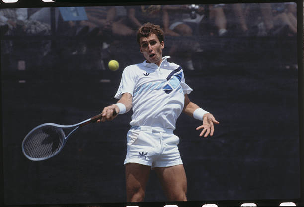 網(wǎng)球明星精彩對決：經(jīng)典比賽視頻回顧