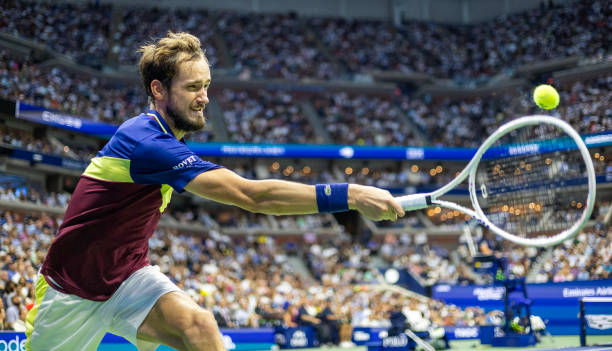 鄭欽文最新比賽直播：澳網(wǎng)女單半決賽精彩對(duì)決即將上演