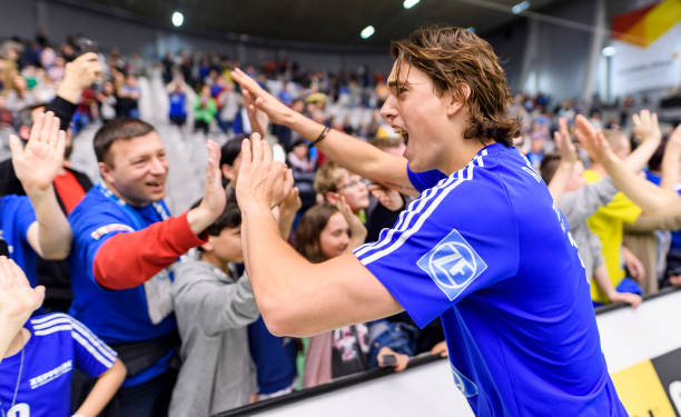 高效排球墊球技巧：姿勢、發(fā)力與穩(wěn)定性的關(guān)鍵