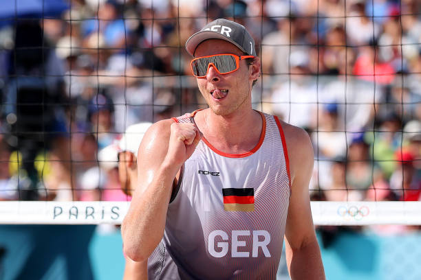 高挑身材如何駕馭牛仔褲？看惠若琪的穿搭示范