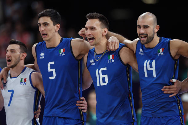 實(shí)戰(zhàn)分析：哪些動作容易導(dǎo)致過中線犯規(guī)？